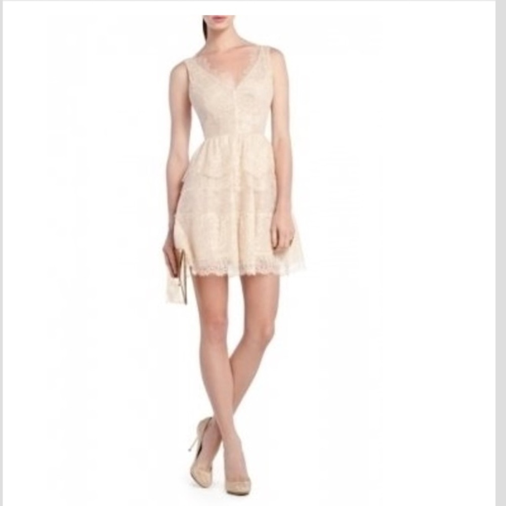 NWT - BCBGMAXAZRIA Willa Lace Dress - Size M